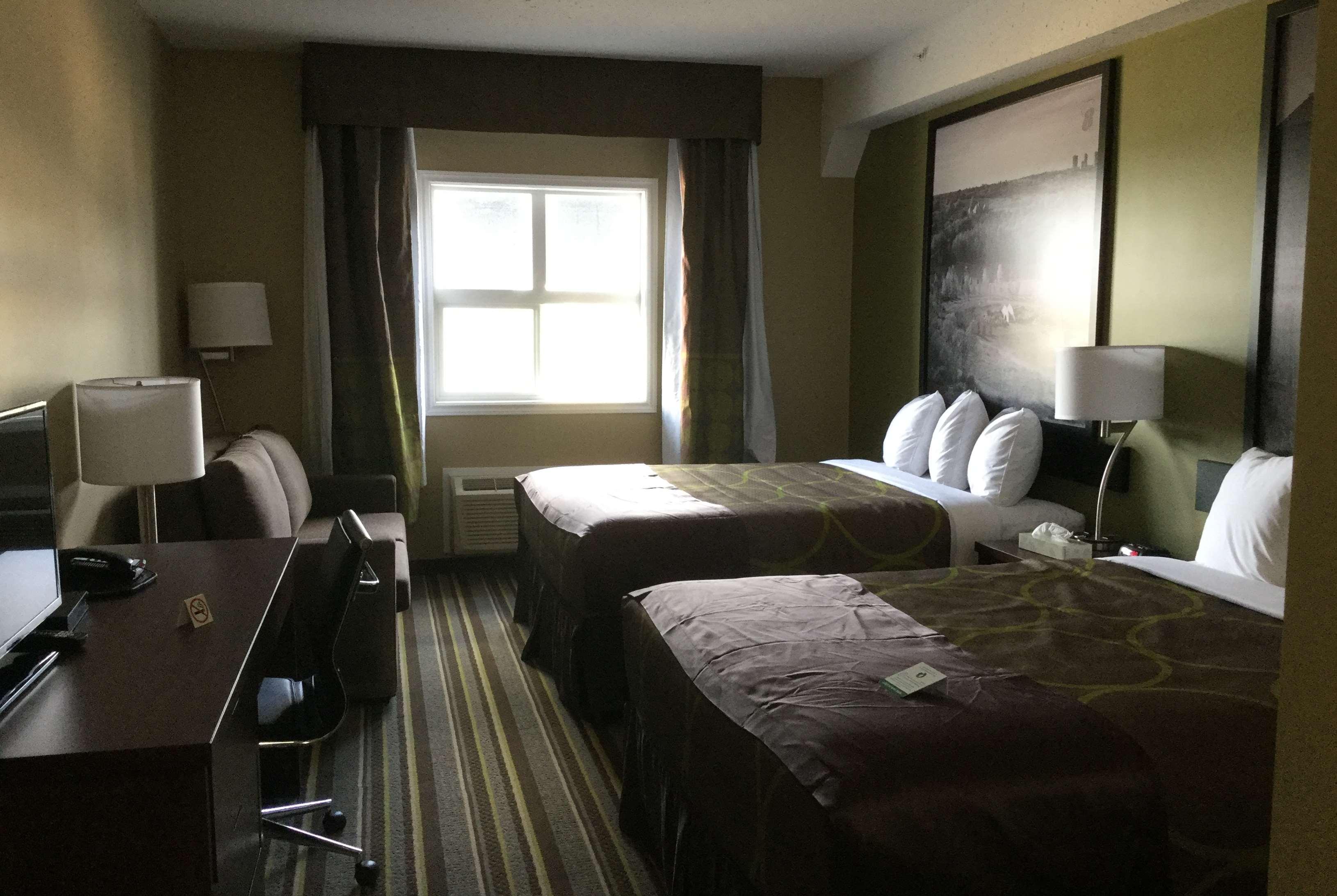 Super 8 By Wyndham Hardisty Hotel Luaran gambar